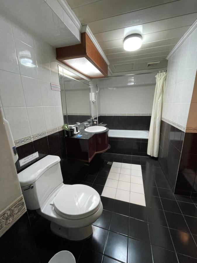 Long Lu Hotel Đài Nam Ngoại thất bức ảnh